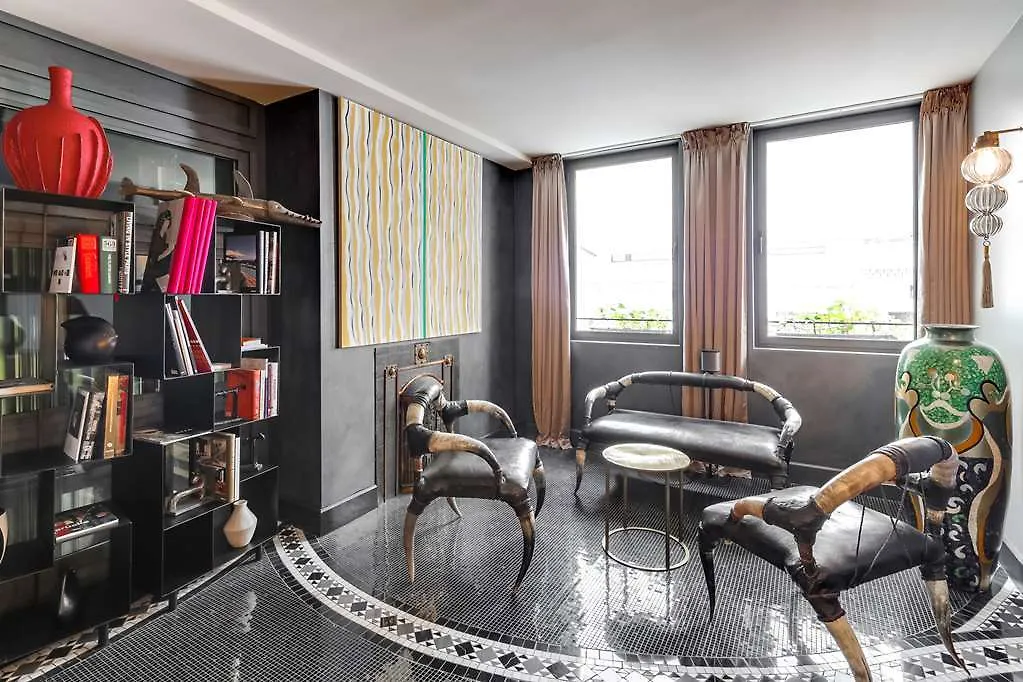 The One Alma Paris Hotel